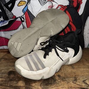 Size 6.5 - adidas Trae Young Unlimited Cloud White Carbon IG0704 USED NO BOX